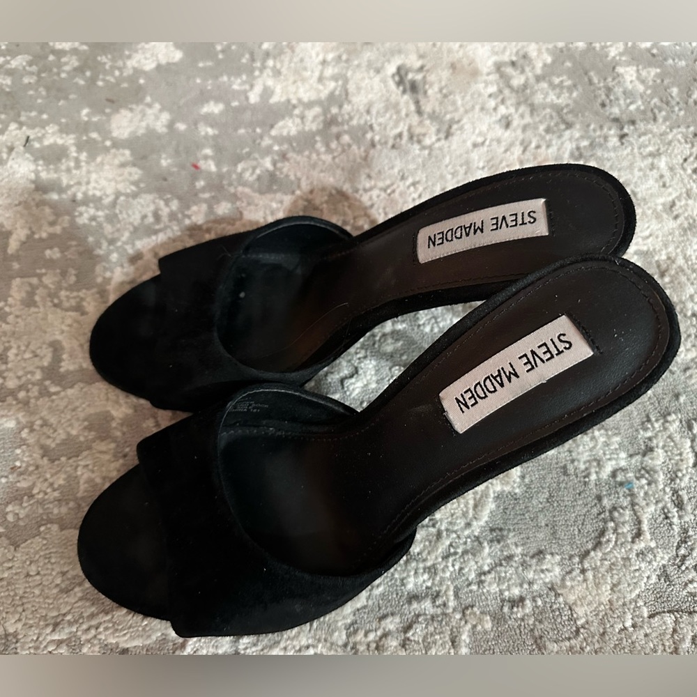 Steve Madden Suede Slide sandals